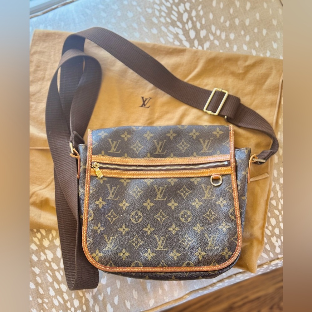 Louis Vuitton Monogram Bosphore Messenger/Shoulder Bag